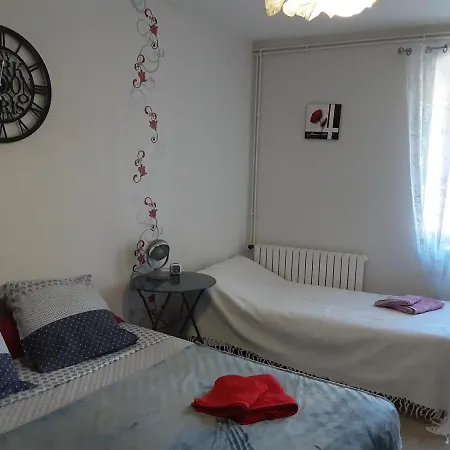 Chez Cathy 3* Fraissinet-de-Fourques